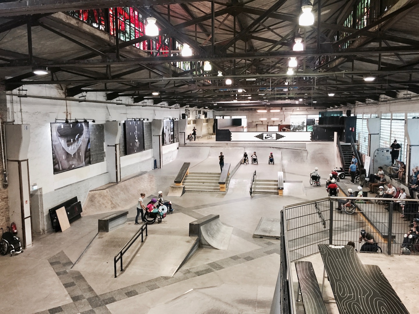 Skatehalle zum Rollstuhl-Skaten in Berlin
